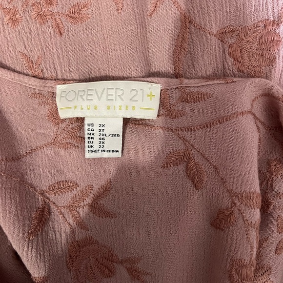 Forever 21 Mauve Light Cardigan - Size 2X EUC - Picture 3 of 3